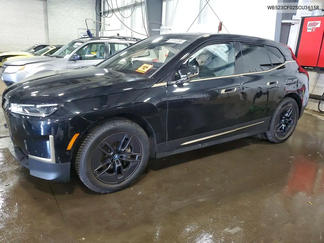 2025 BMW iX
