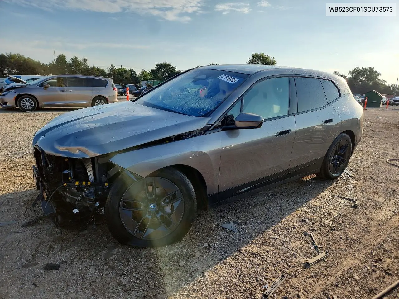 2025 BMW iX