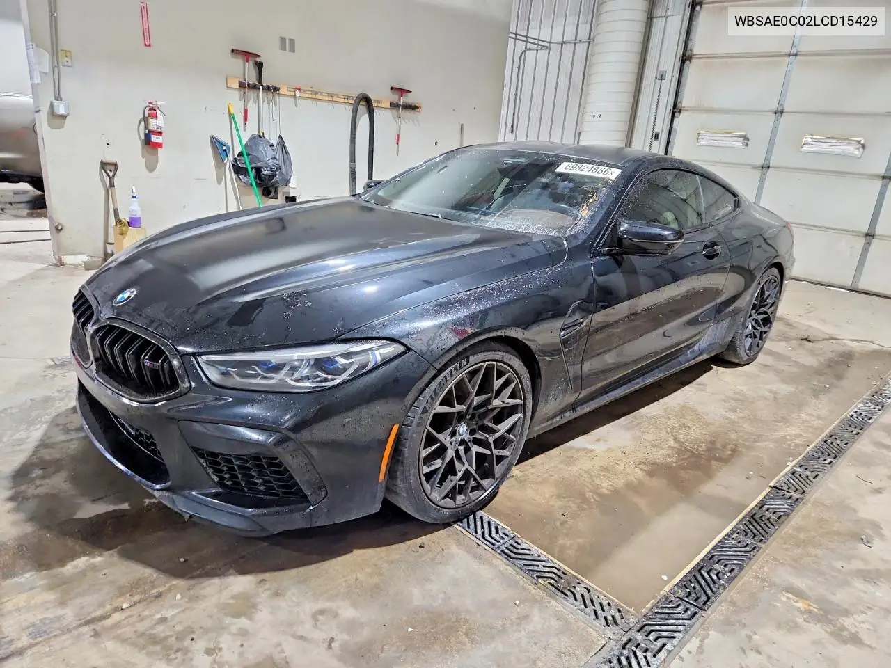2020 BMW M8