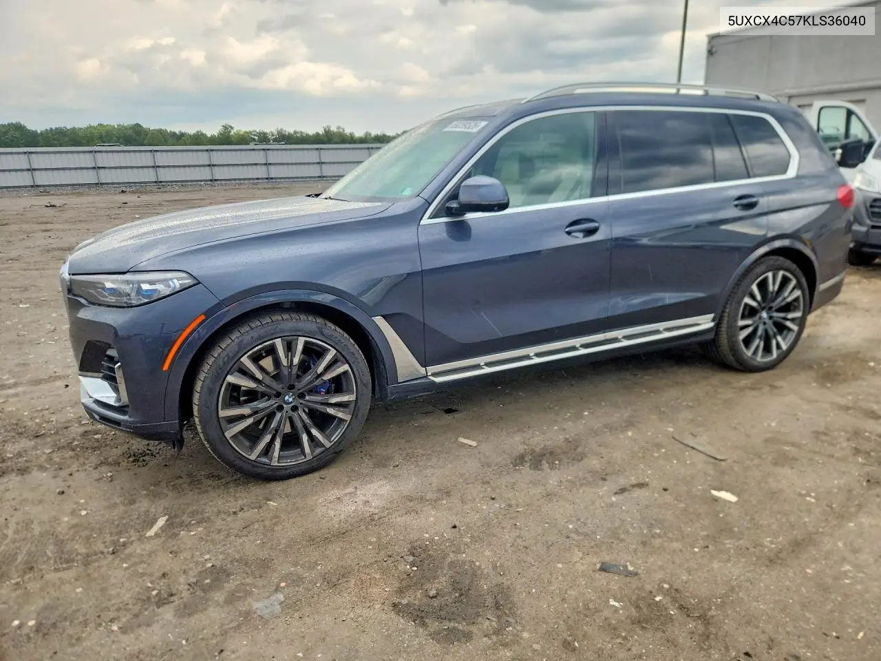 2019 BMW X7