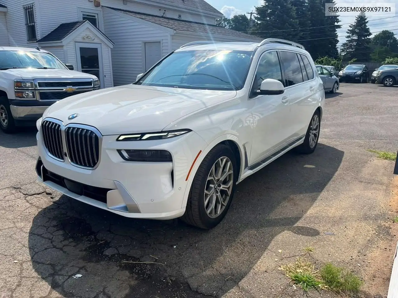 2025 BMW X7