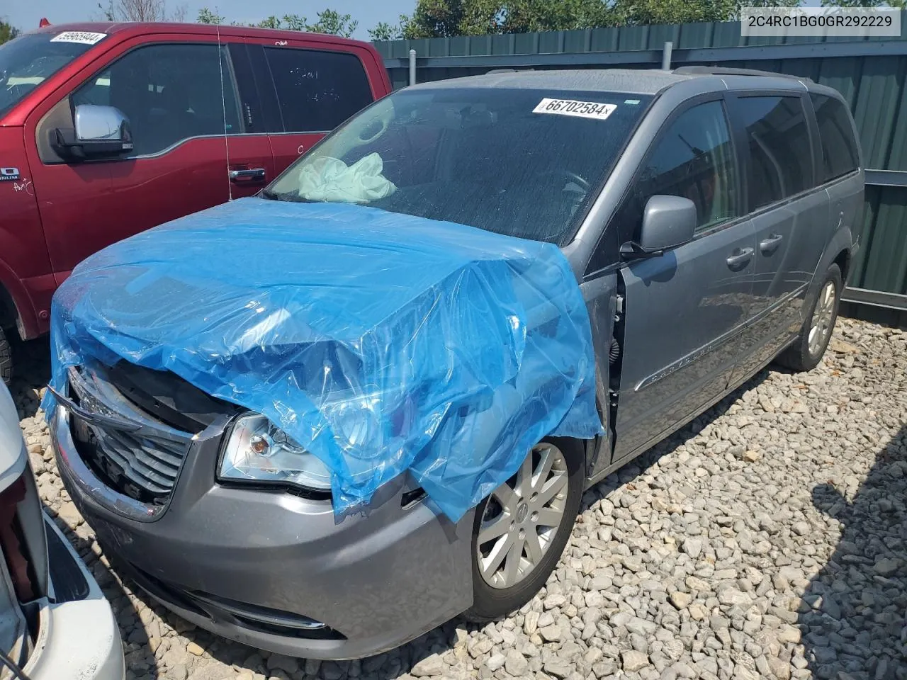 2016 Chrysler Town & Country