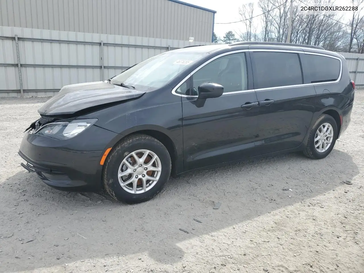 2020 Chrysler Voyager