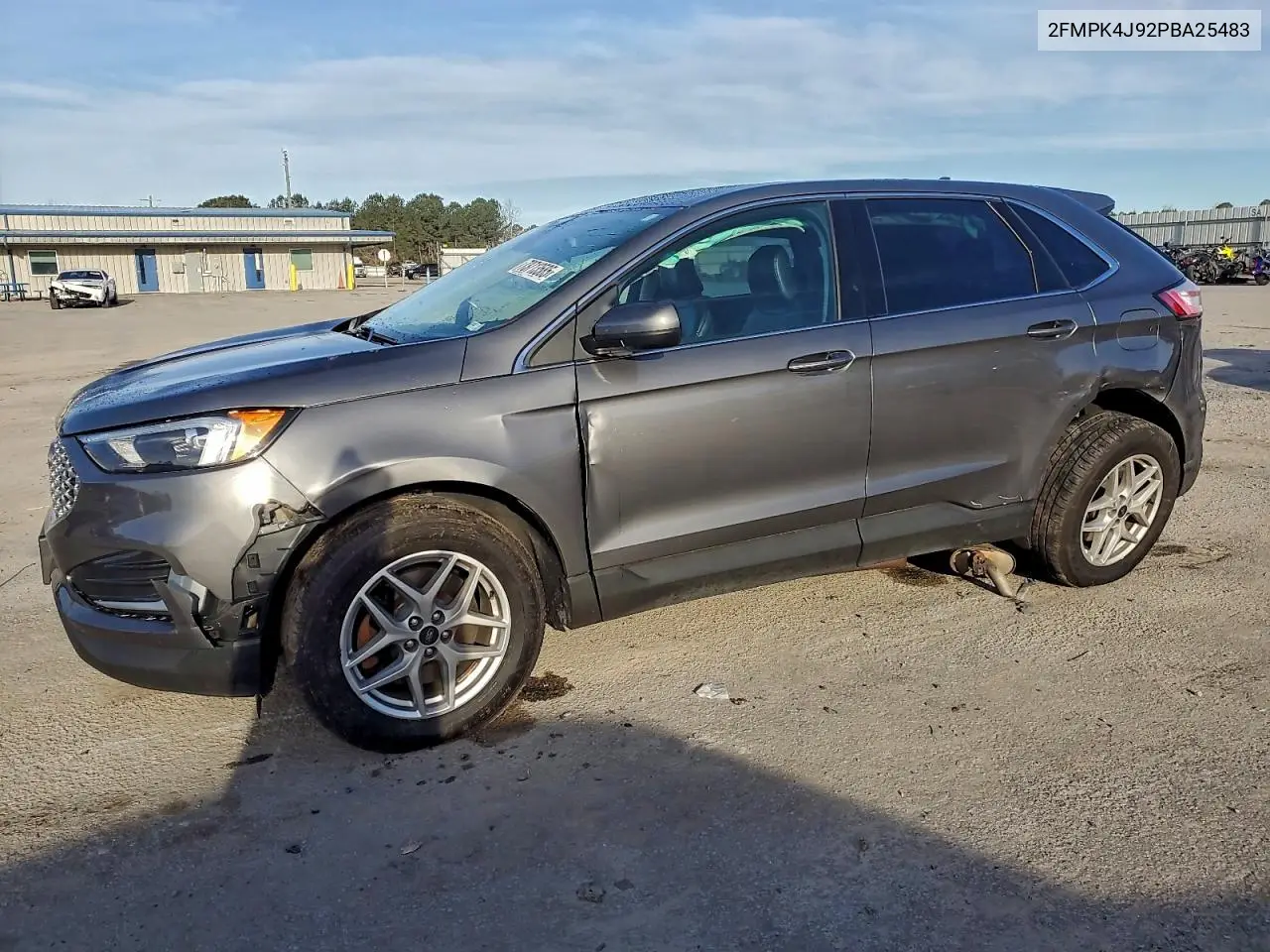 2023 Ford Edge