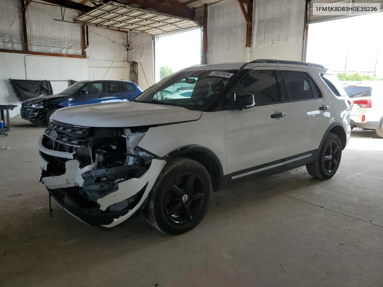 2017 Ford Explorer