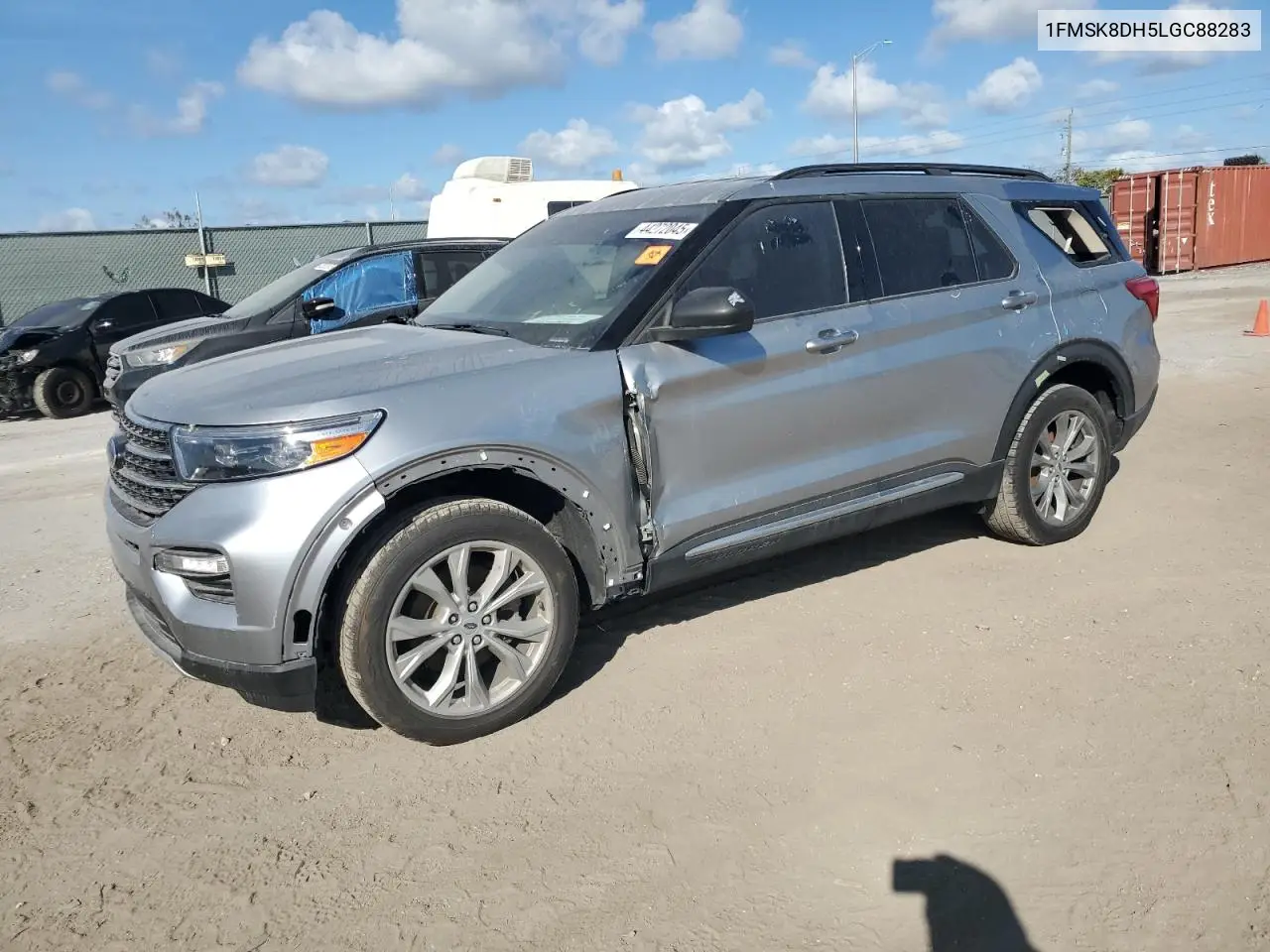 2020 Ford Explorer