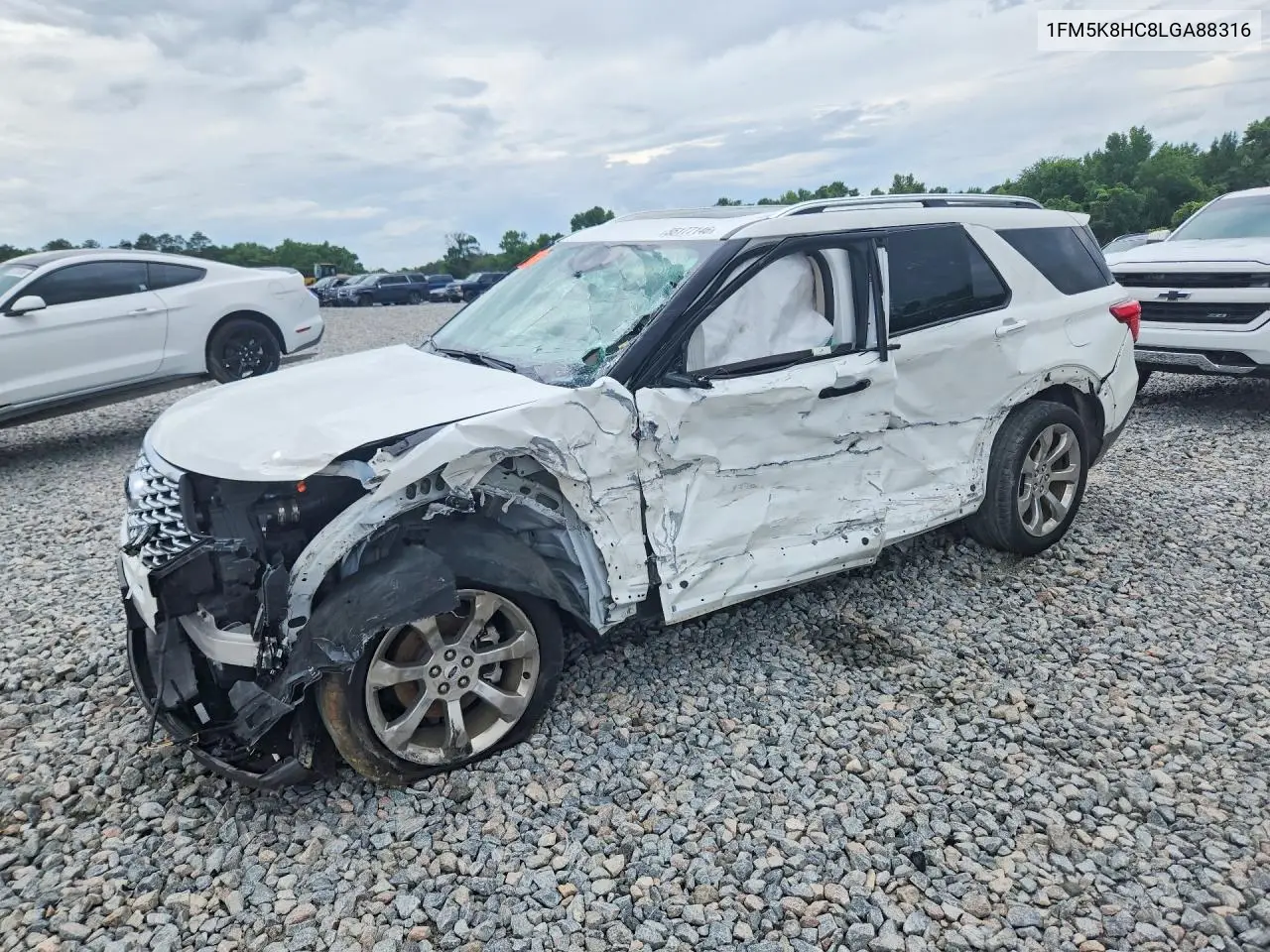 2020 Ford Explorer