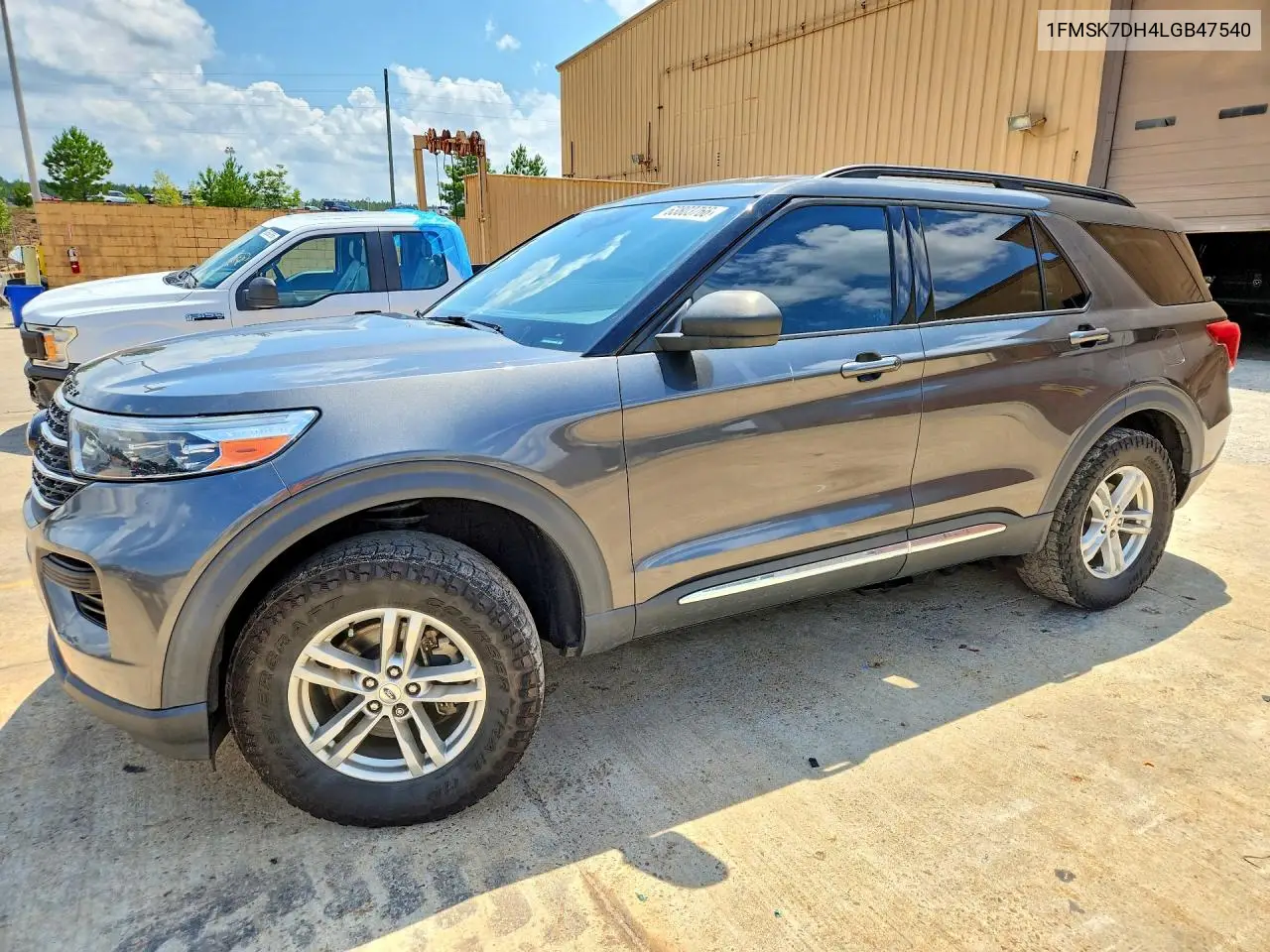 2020 Ford Explorer
