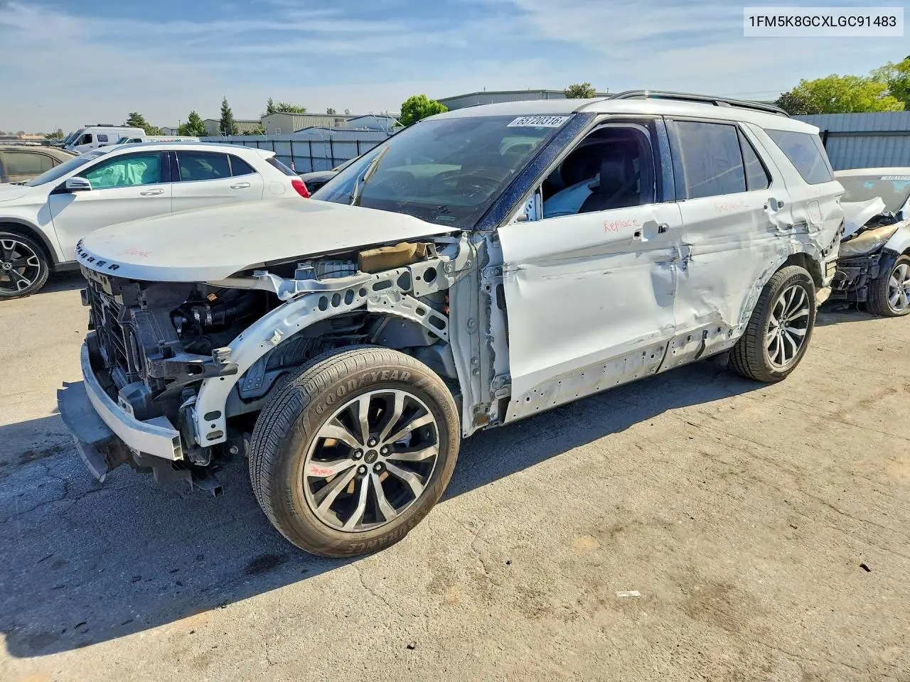 2020 Ford Explorer