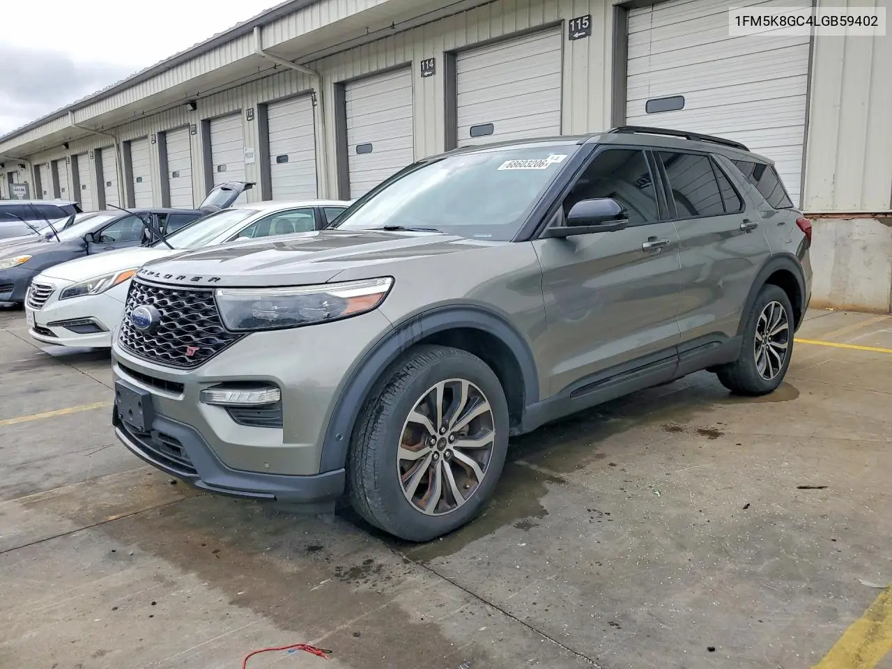 2020 Ford Explorer