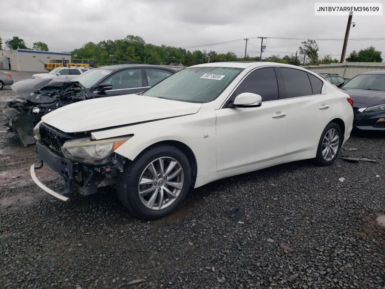 2015 Infiniti Q50