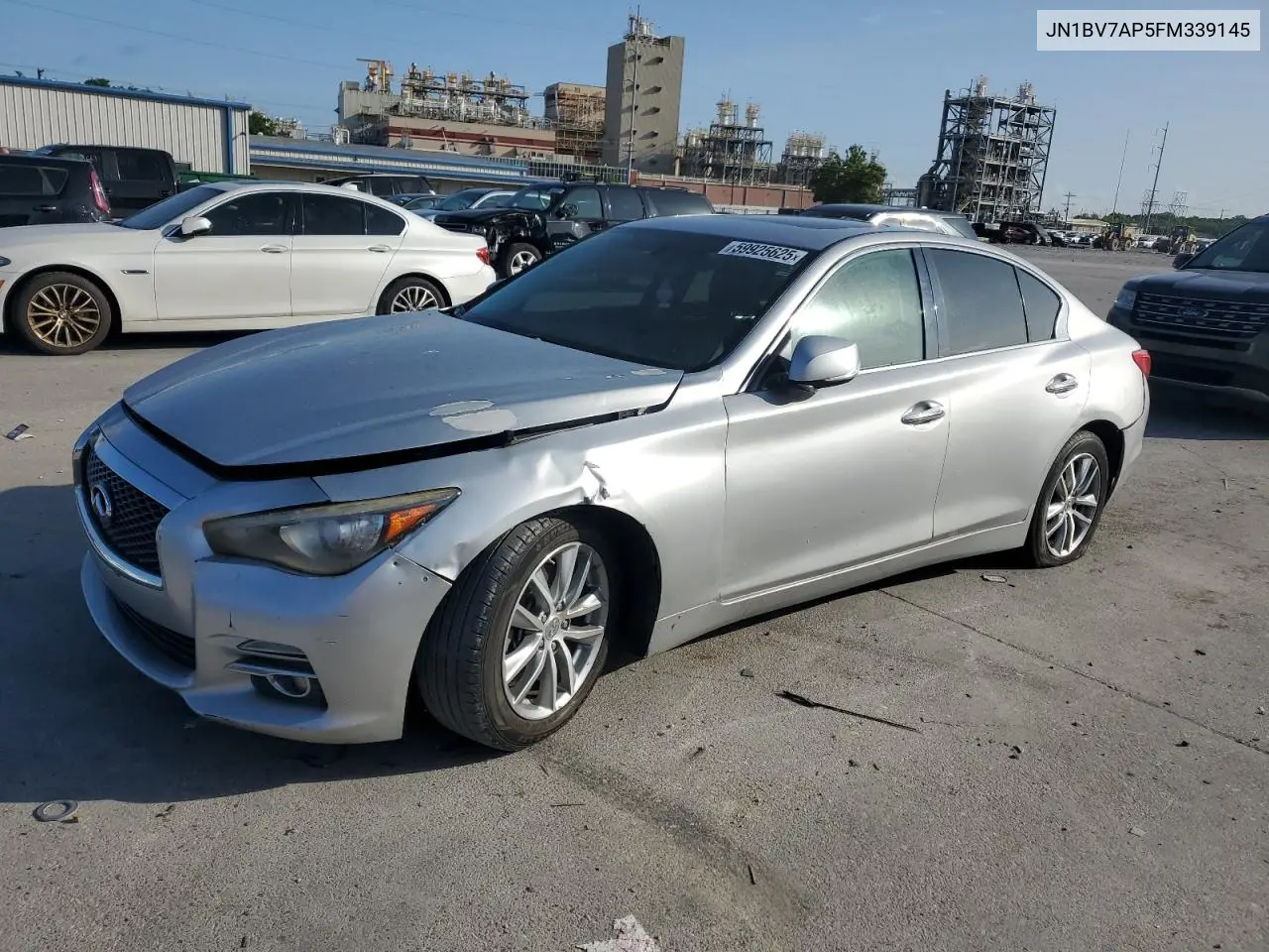 2015 Infiniti Q50