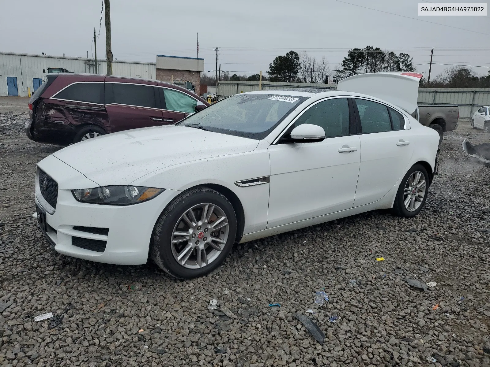 2017 Jaguar XE