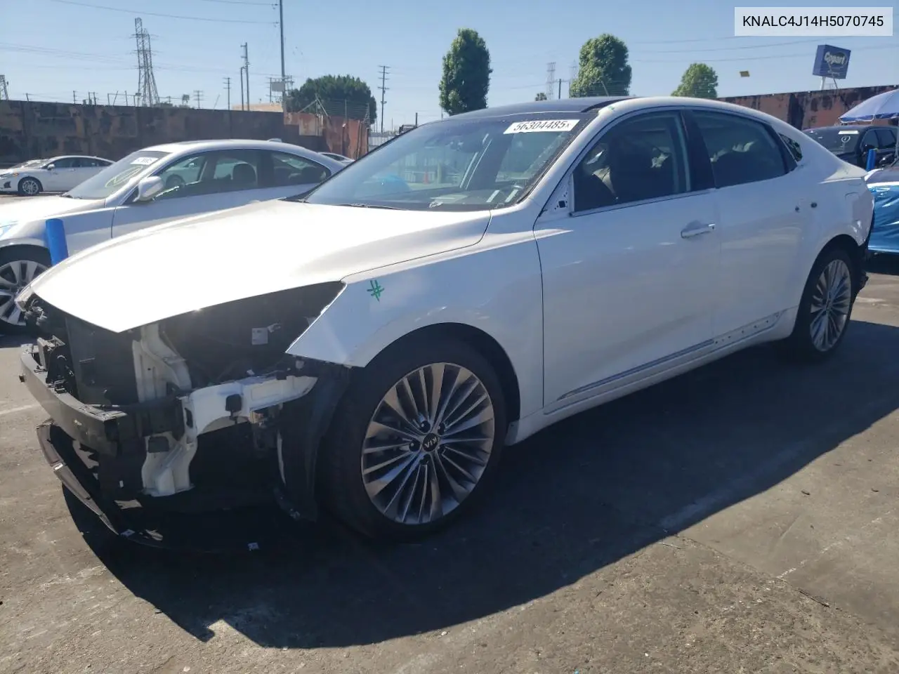 2017 Kia Cadenza