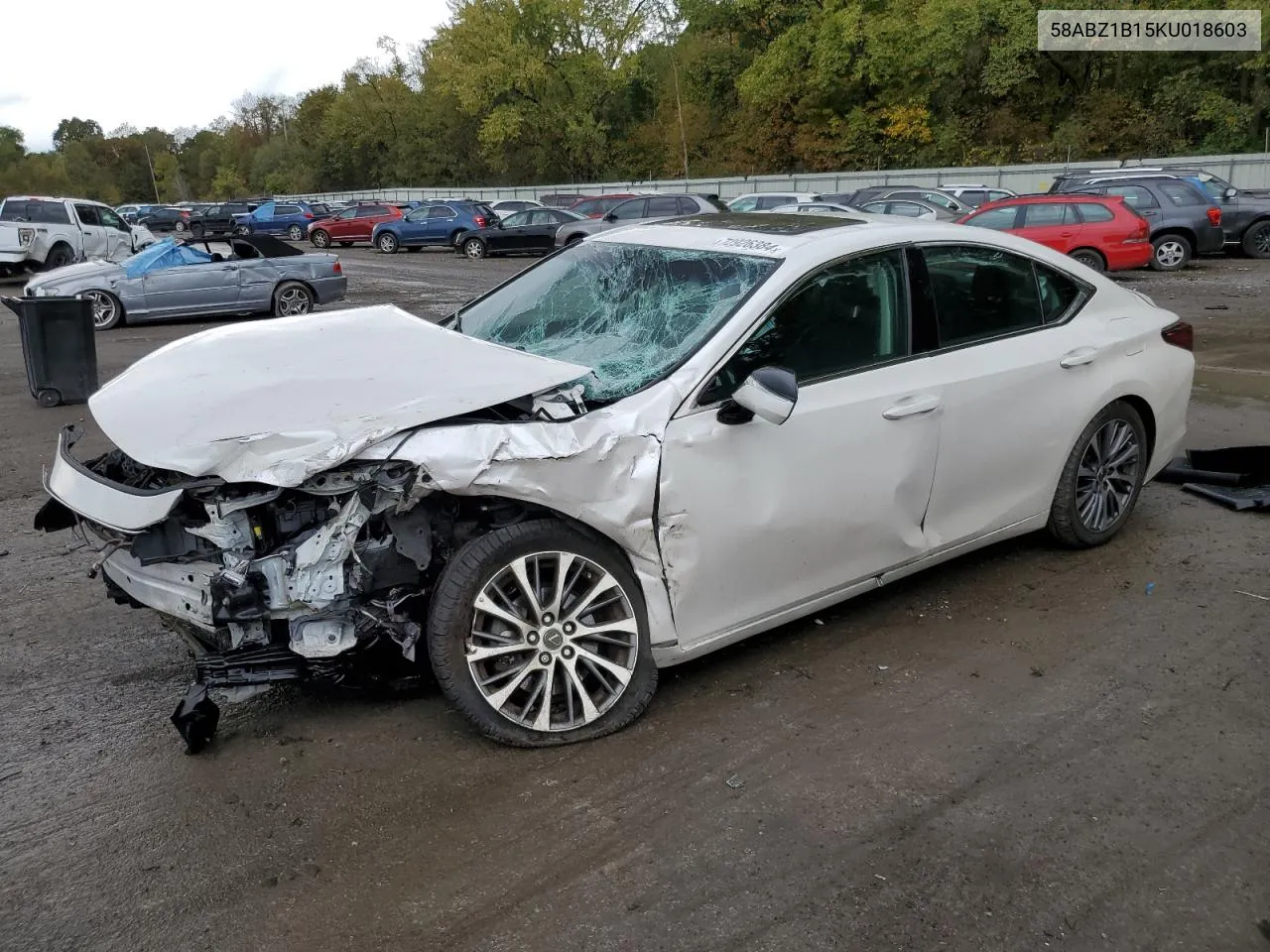 2019 Lexus ES