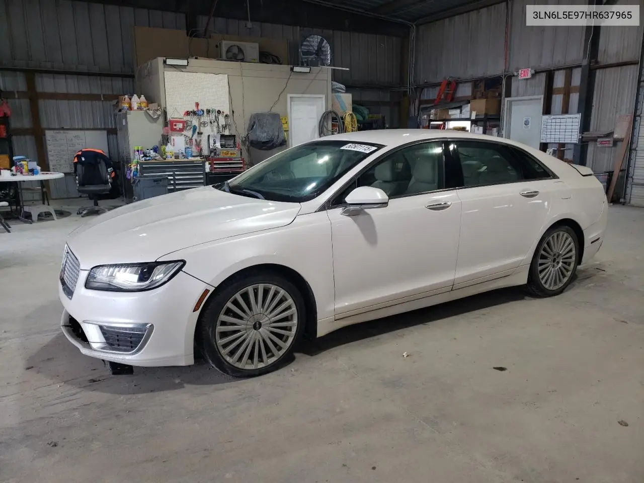 2017 Lincoln MKZ