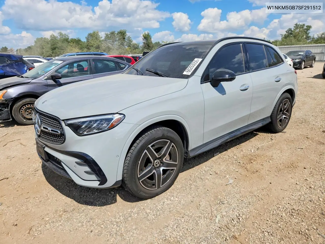 2025 Mercedes-Benz GLC