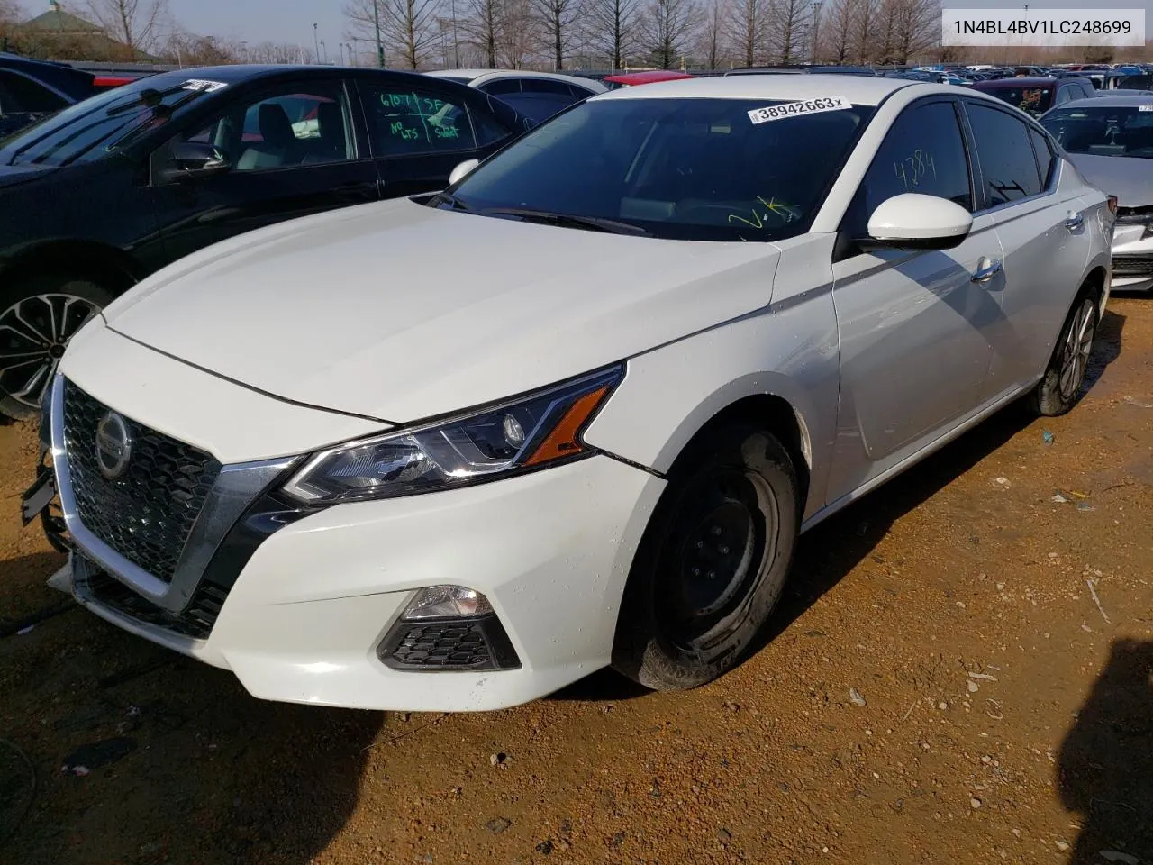 2020 Nissan Altima
