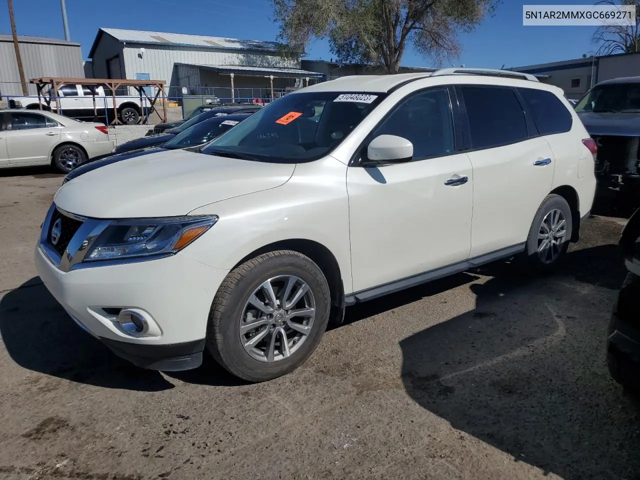 2016 Nissan Pathfinder