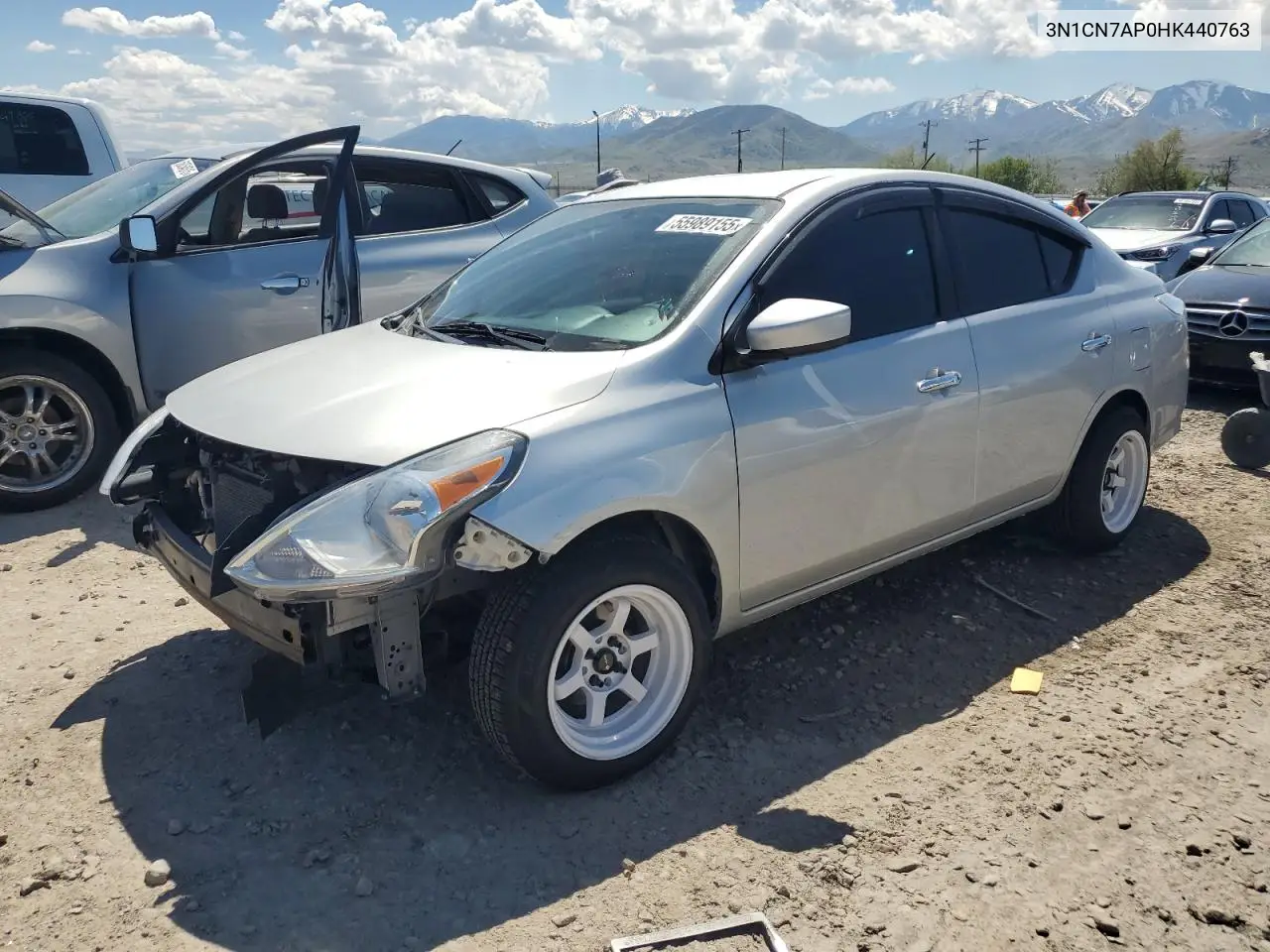 2017 Nissan Versa
