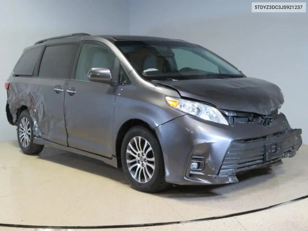 2018 Toyota Sienna