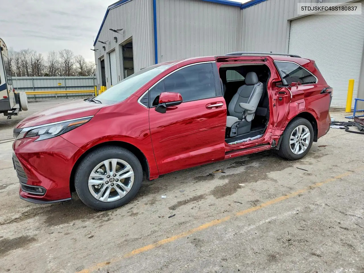 2025 Toyota Sienna
