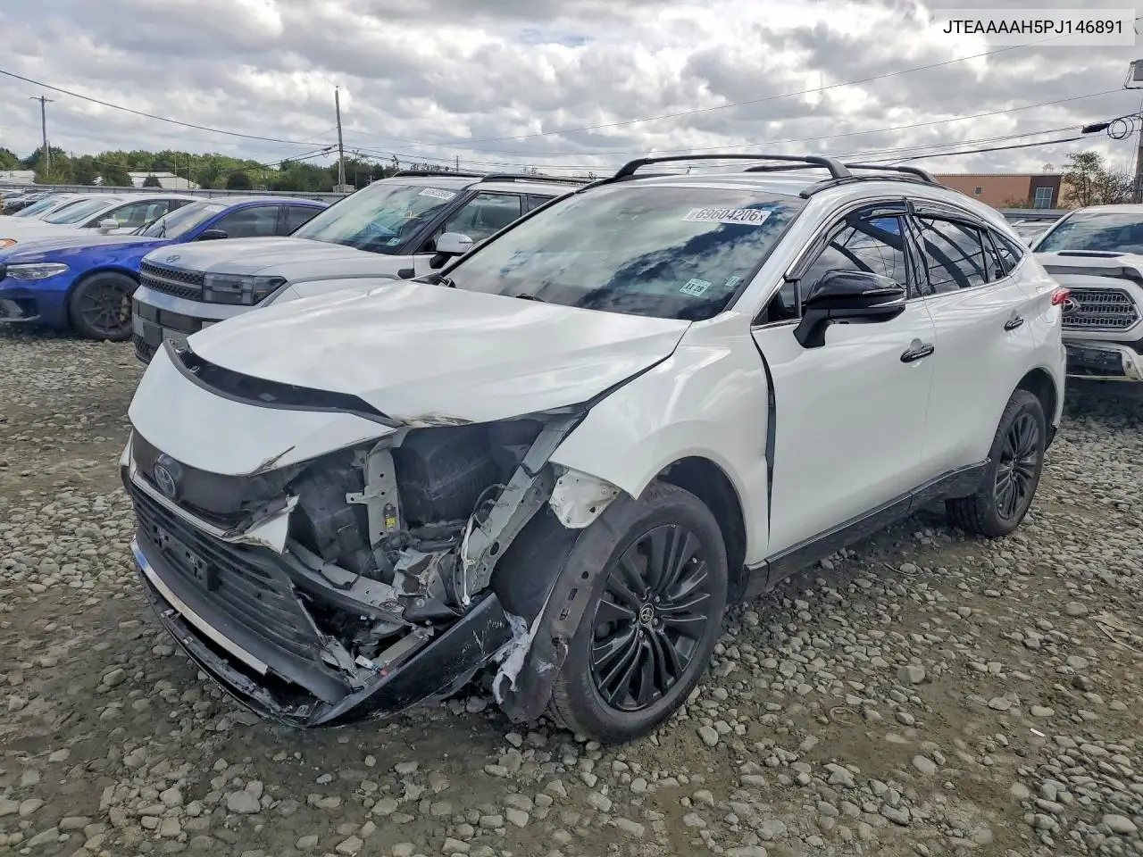 2023 Toyota Venza