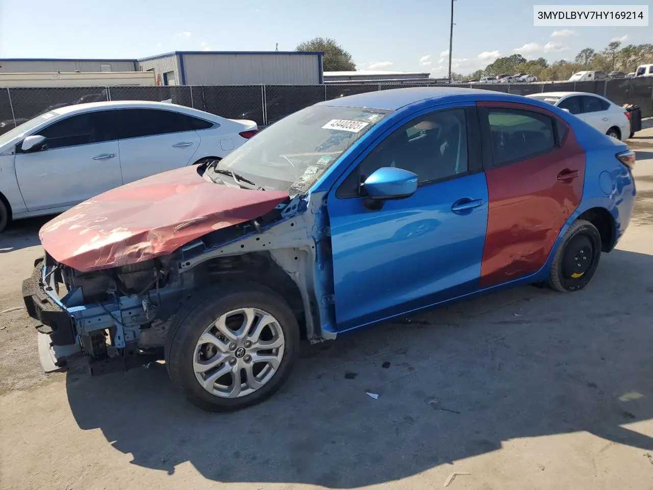 2017 Toyota Yaris