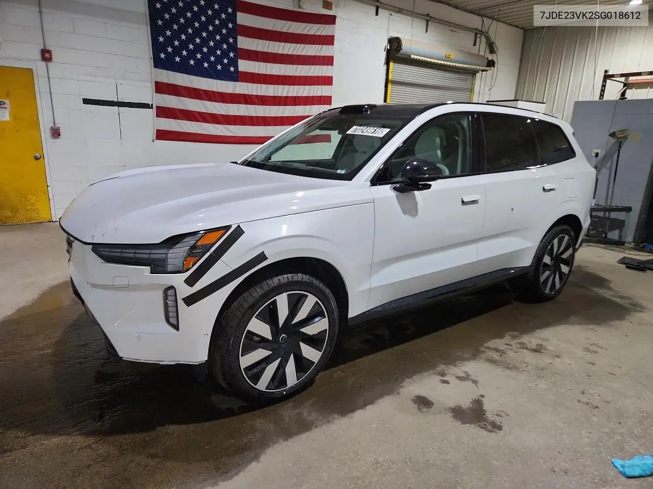 2025 Volvo EX90