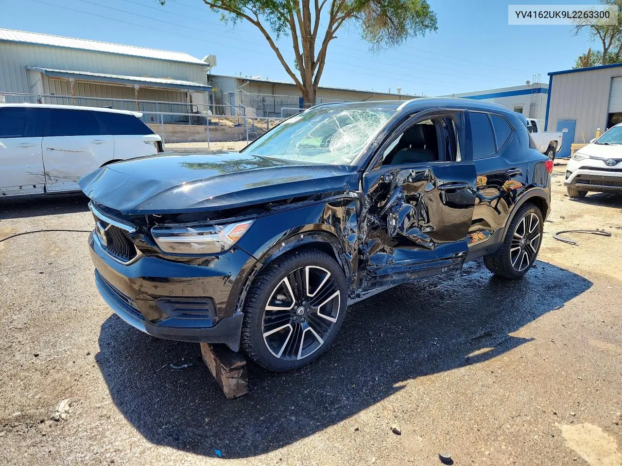 2020 Volvo XC40