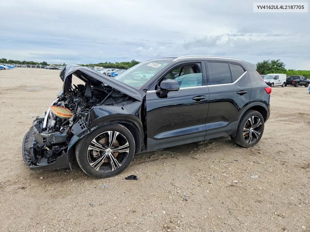 2020 Volvo XC40