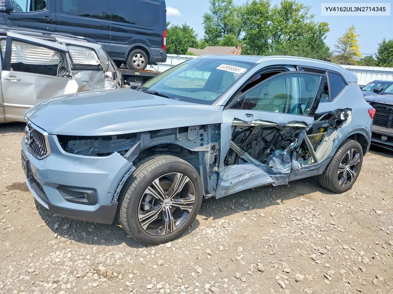2022 Volvo XC40