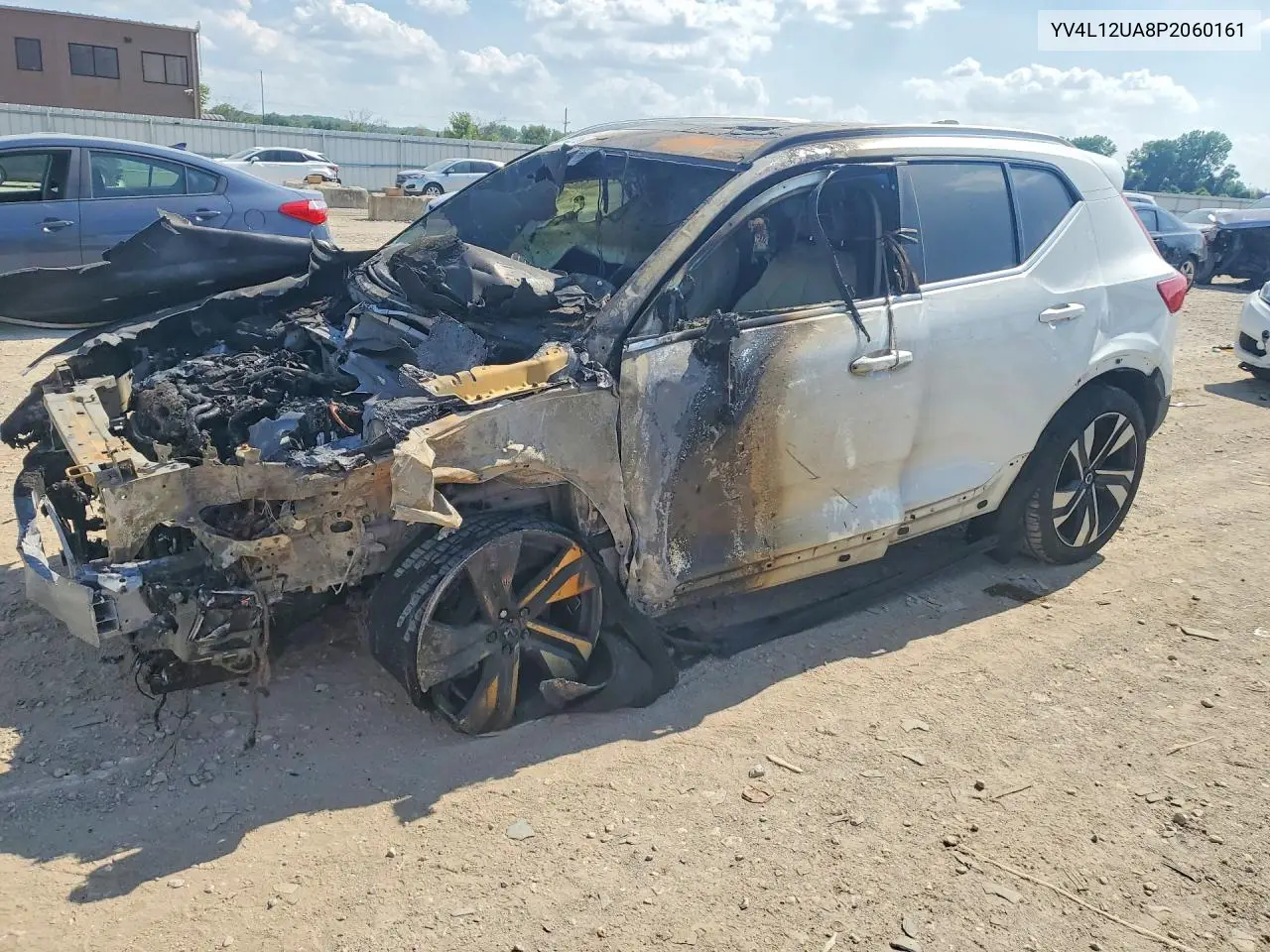 2023 Volvo XC40