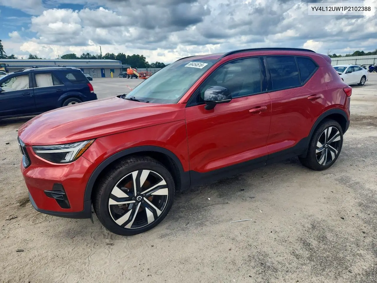 2023 Volvo XC40