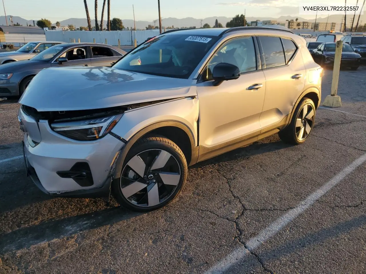 2024 Volvo XC40