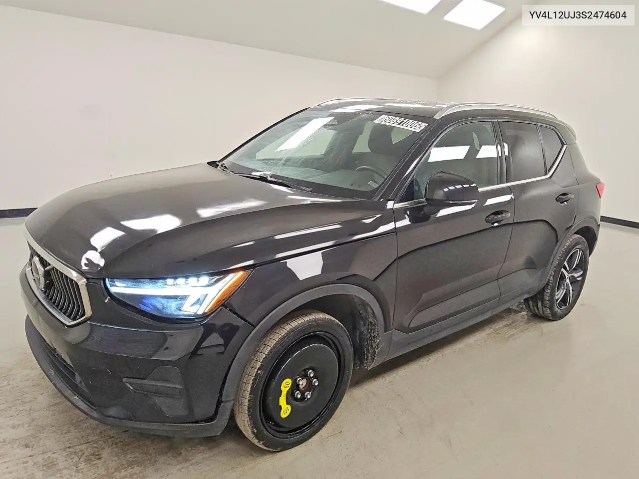 2025 Volvo XC40