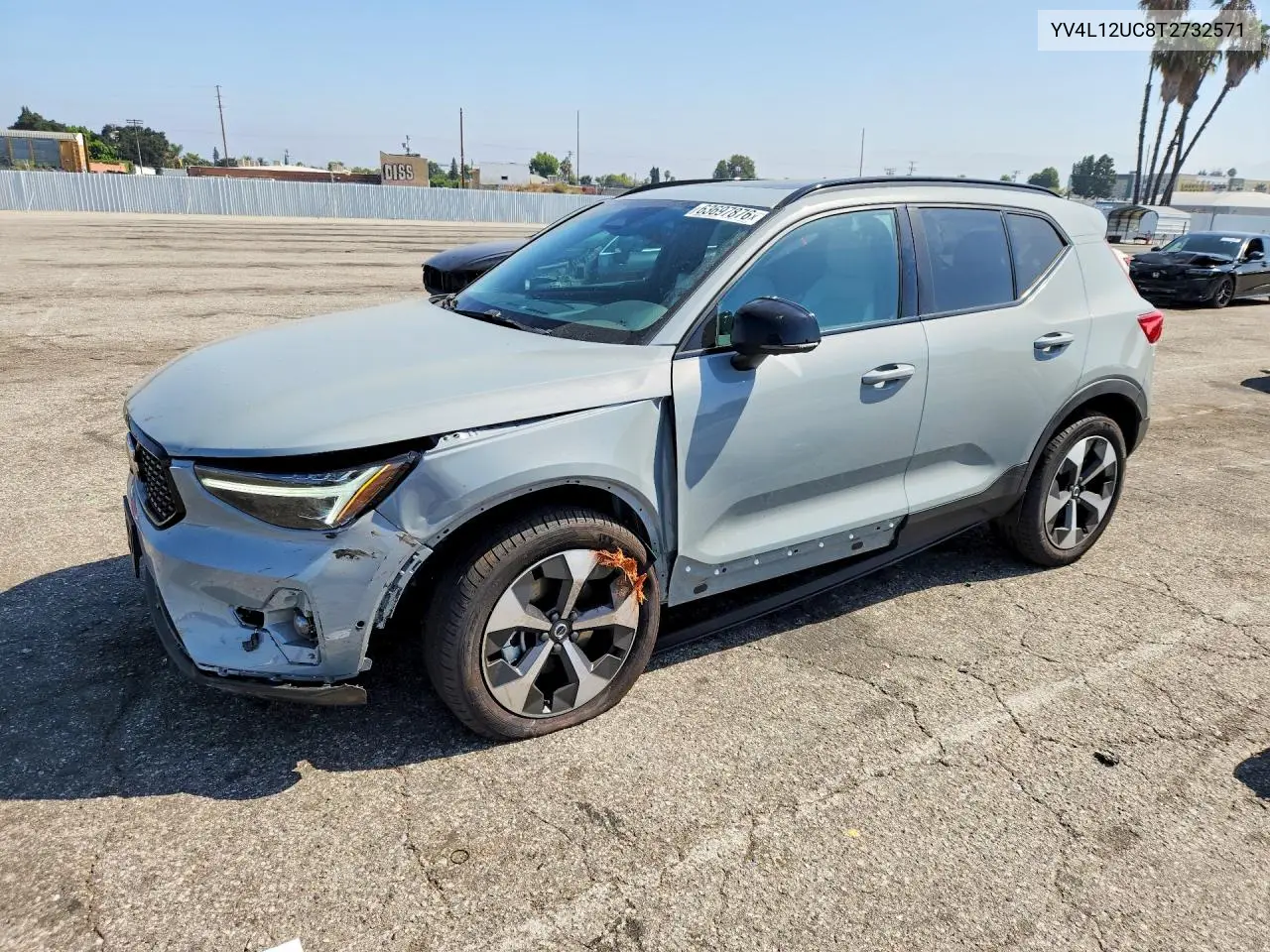 2026 Volvo XC40