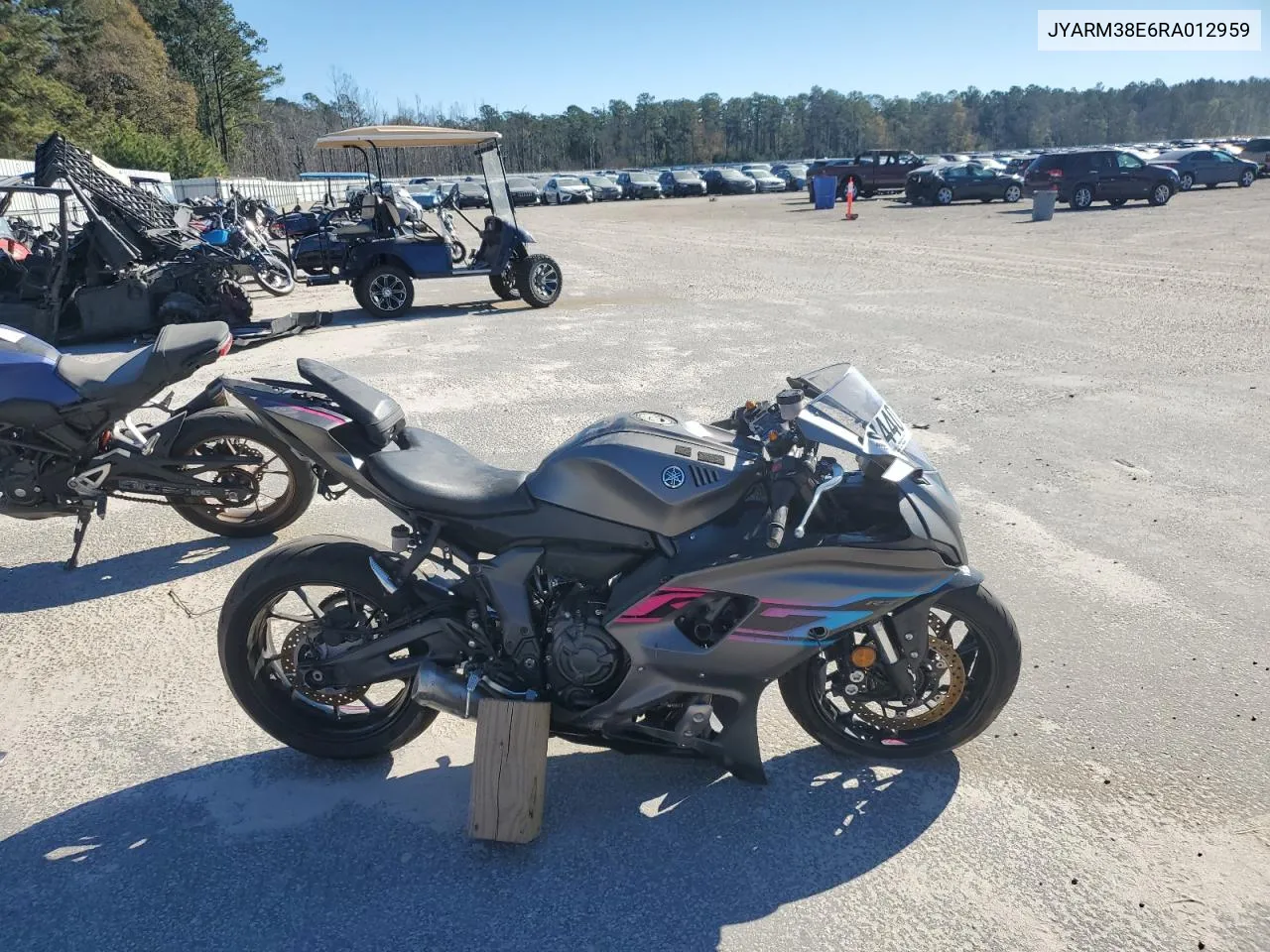 2024 Yamaha yzf