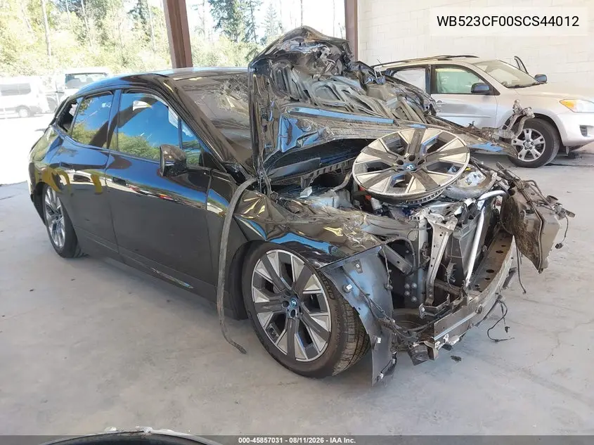 2025 BMW iX