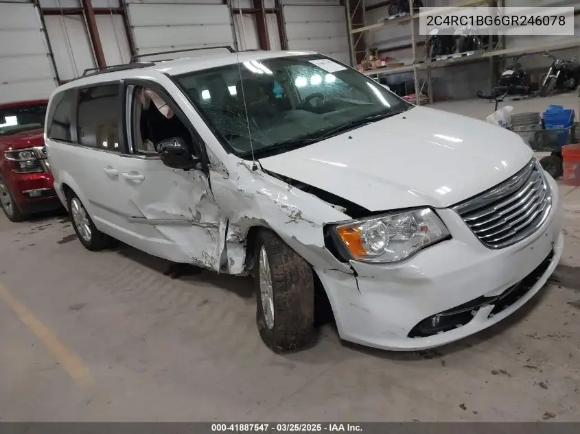 2016 Chrysler Town & Country