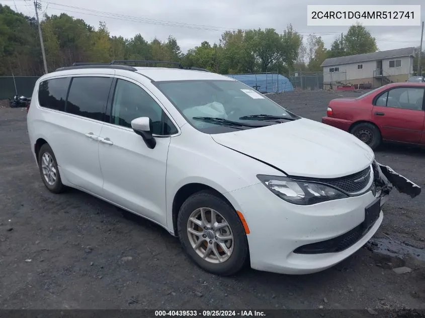 2021 Chrysler Voyager
