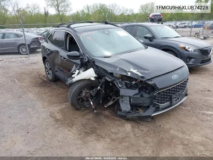 2020 Ford Escape