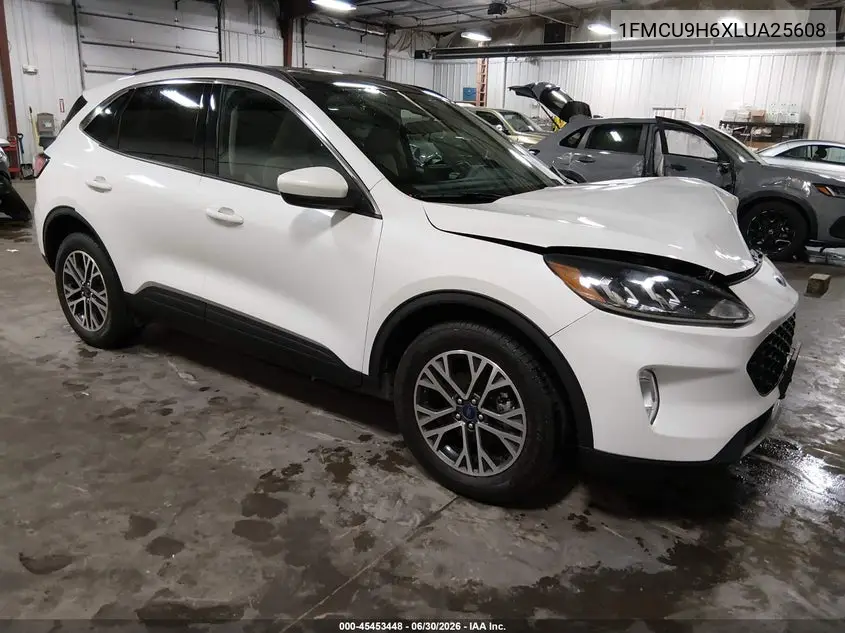 2020 Ford Escape