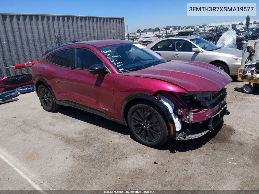 2025 Ford Mustang Mach-E