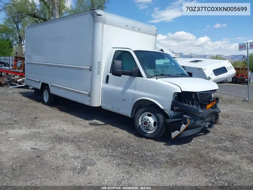 2019 GMC Savana