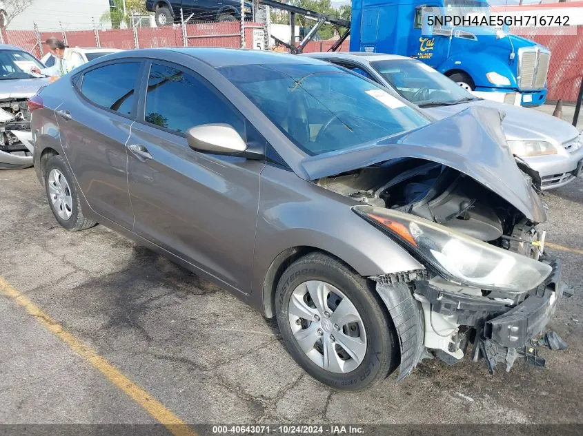 2016 Hyundai Elantra