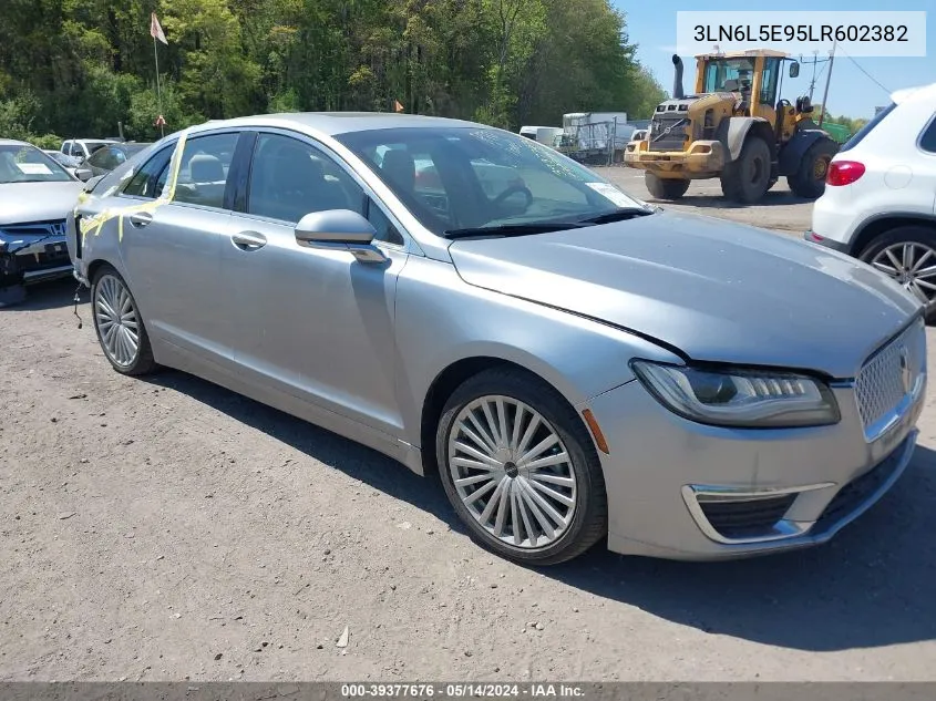 2020 Lincoln MKZ