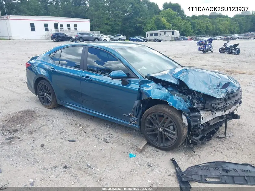 2025 Toyota Camry