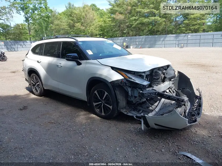 2021 Toyota Highlander