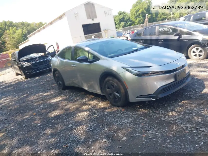 2025 Toyota Prius